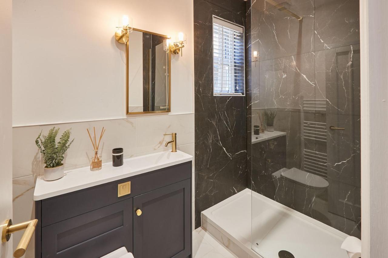 Host & Stay - Parkside Villa Harrogate Bagian luar foto